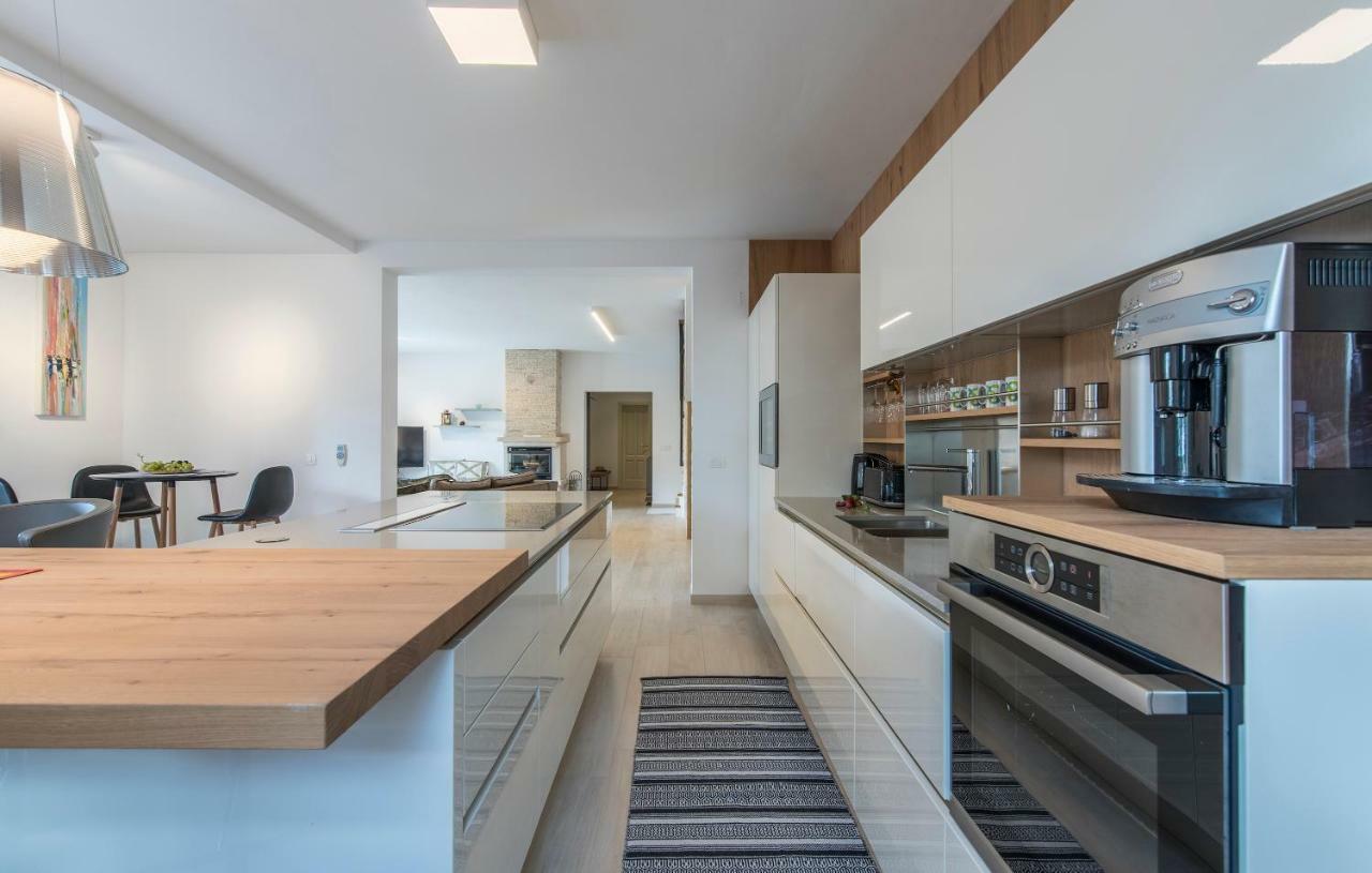 Design And Luxury Villa With Pool Kukci 외부 사진