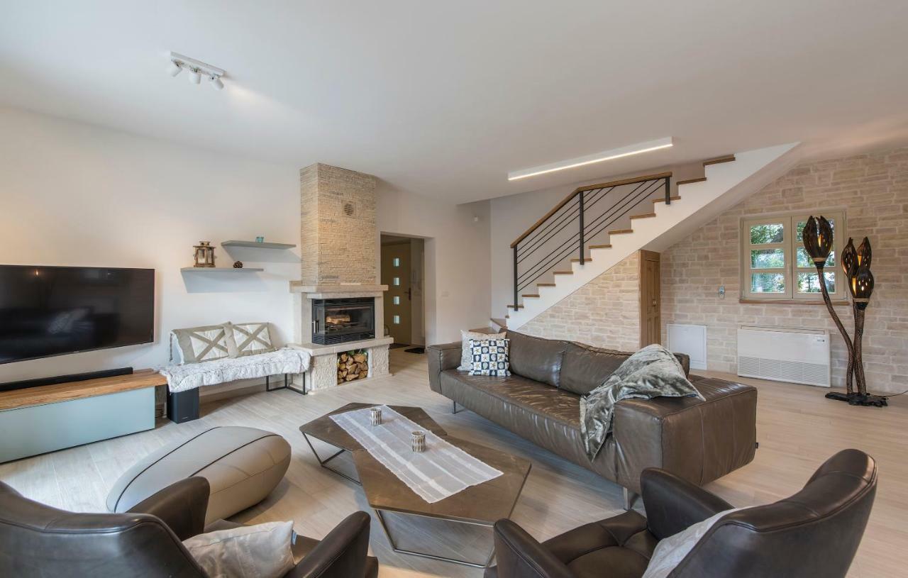 Design And Luxury Villa With Pool Kukci 외부 사진