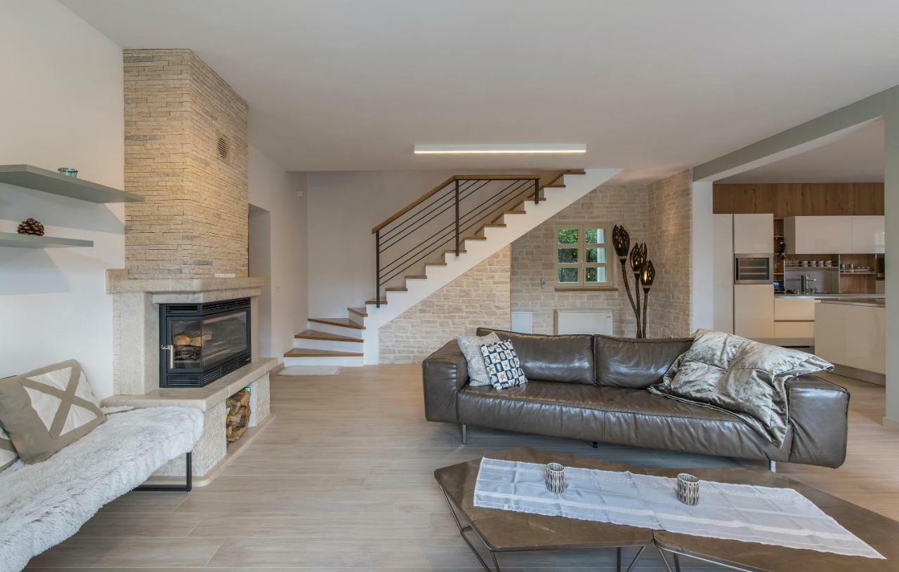 Design And Luxury Villa With Pool Kukci 외부 사진